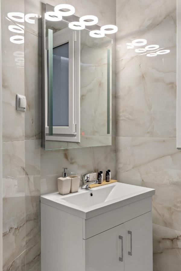Athens Warehouse Boutique Hotel & Suites Bagian luar foto