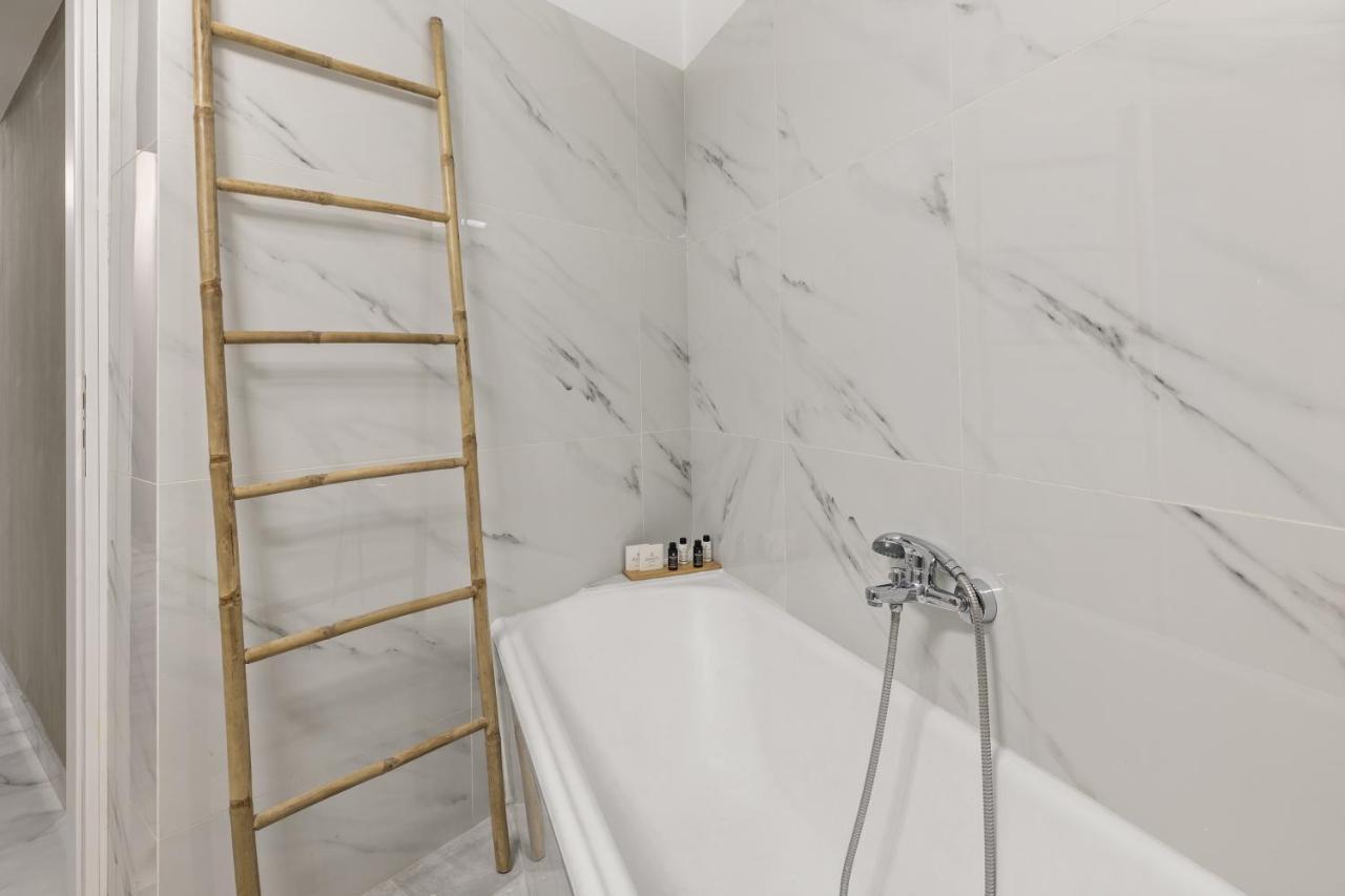 Athens Warehouse Boutique Hotel & Suites Bagian luar foto