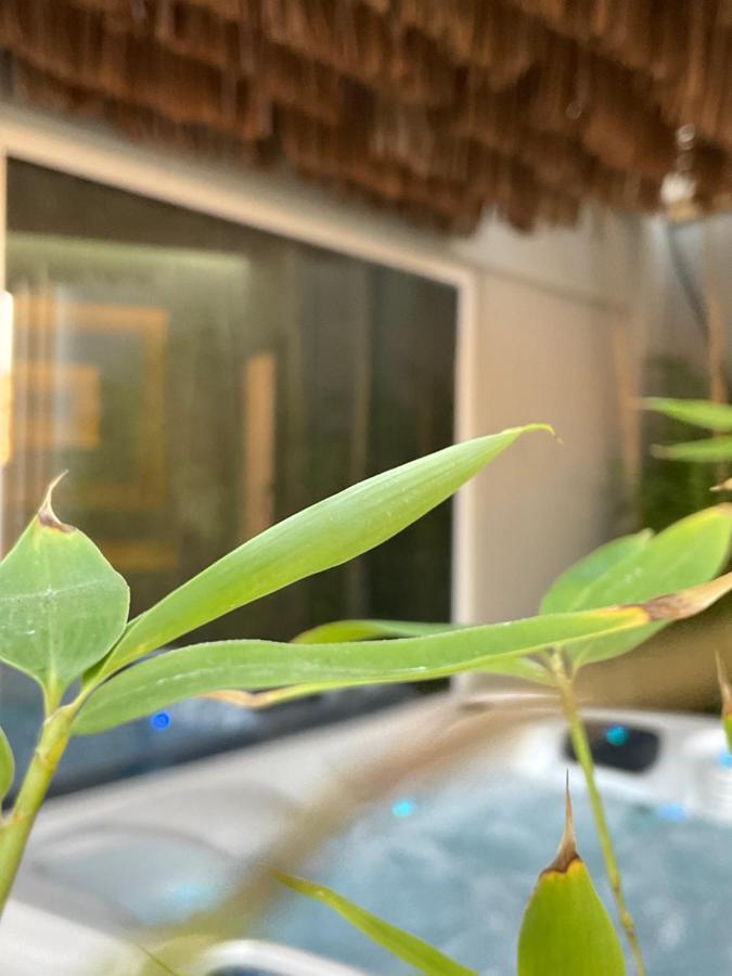 Athens Warehouse Boutique Hotel & Suites Bagian luar foto