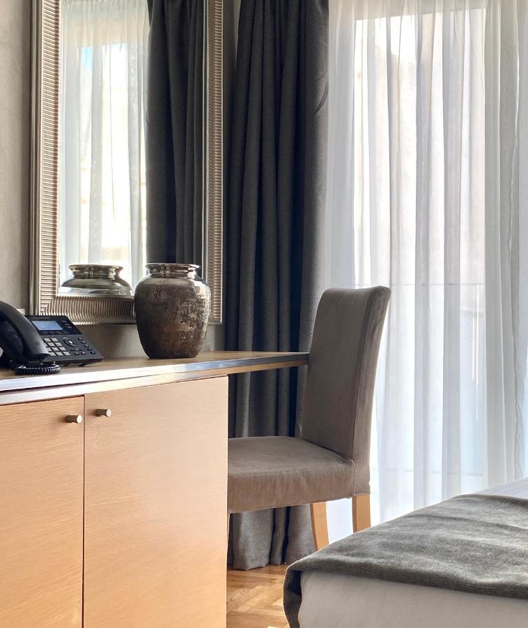 Athens Warehouse Boutique Hotel & Suites Bagian luar foto